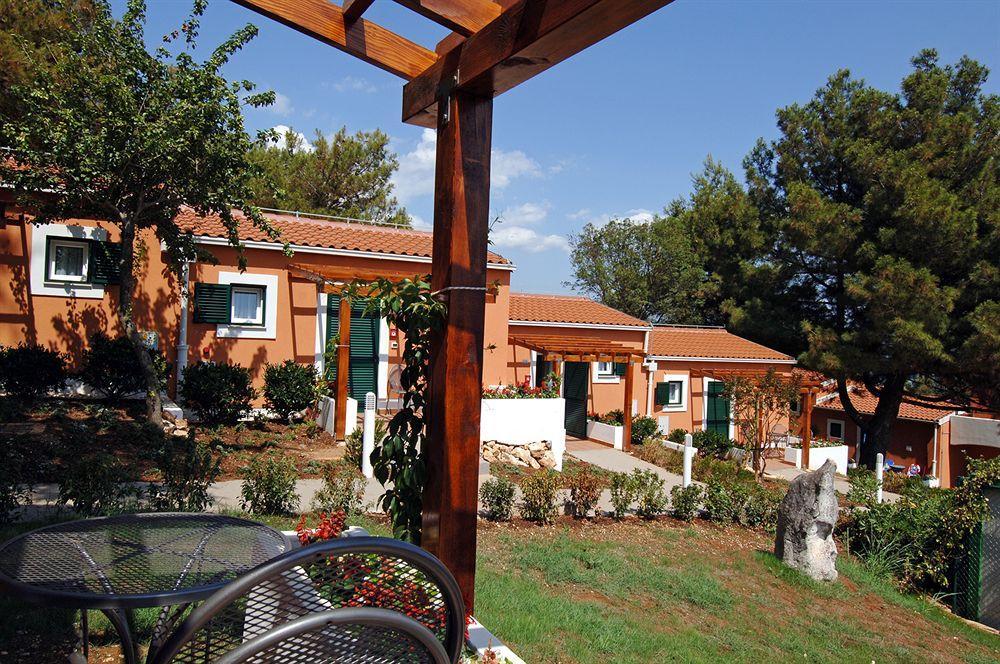 Naturist Park Koversada Отель Врсар